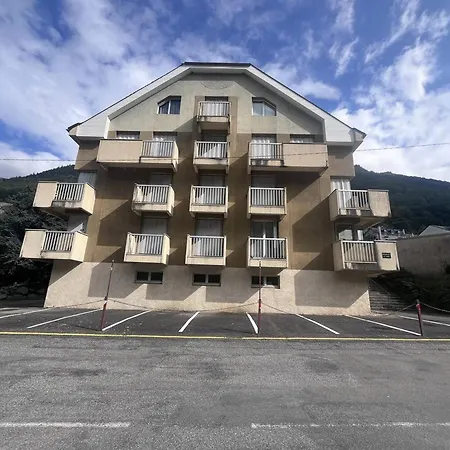 Avec Balcon Face Aux Montagnes - Fr-1-812-9